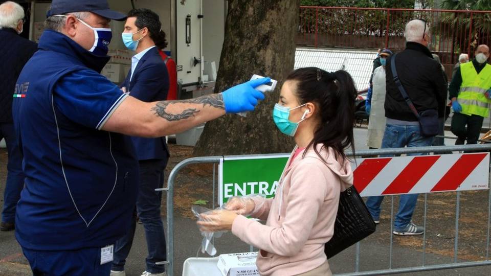 Le regole per riaprire Parola d’ordine: distanza Le regole per riaprire Parola d’ordine: distanza