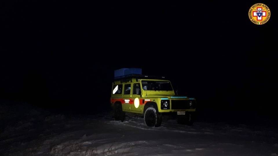 Piazzatorre, ancora disperso il fungaiolo In 60 a cercarlo. Domenica si prosegue Piazzatorre, ancora disperso il fungaiolo In 60 a cercarlo. Domenica si prosegue