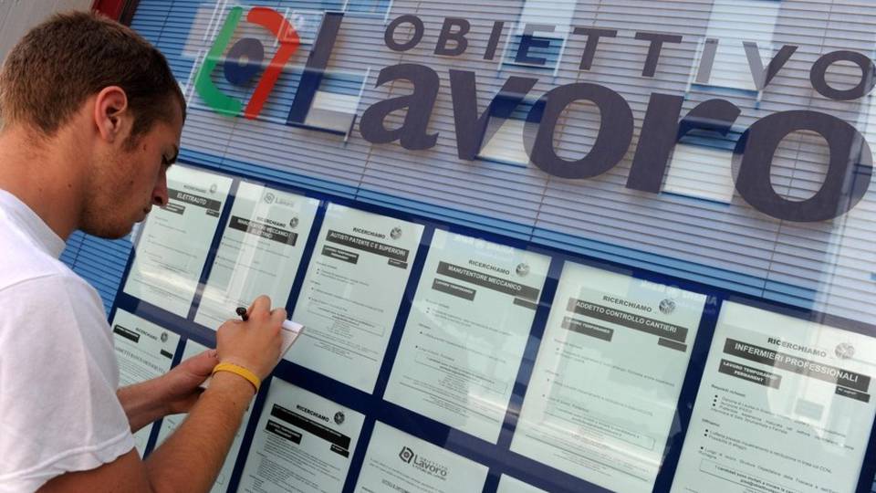 Lavoro ai giovani Restano troppi nodi Lavoro ai giovani Restano troppi nodi