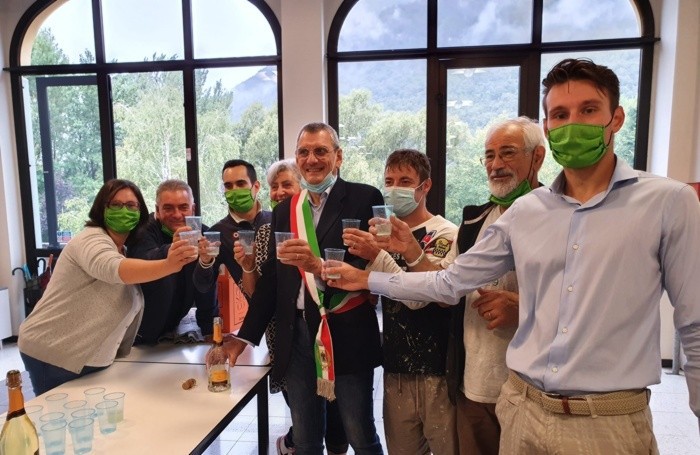 A Cene si festeggia