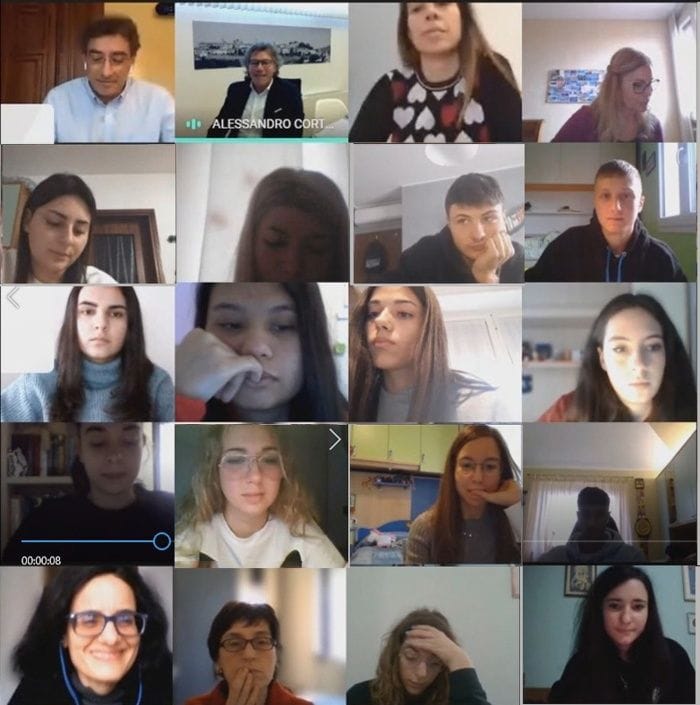 Il gruppo di studenti e docenti che hanno partecipato alla videocall con l’azienda MIlestone sul tema dell’innovazione digitale e le nuove strategie di export