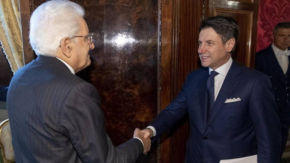 L’ex premier è passato da punto di equilibrio a motivo di impaccio L’ex premier è passato da punto di equilibrio a motivo di impaccio