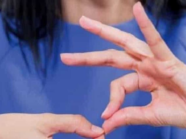CRV - Quinta commissione - Approvato Piano triennale per promuovere la lingua dei segni CRV - Quinta commissione - Approvato Piano triennale per promuovere la lingua dei segni