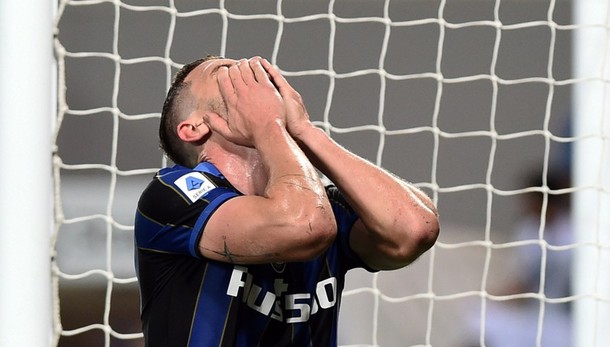 Atalanta, che guaio l’infortunio di Gosens: rischio out altri 2 mesi. Cosa sono le ricadute, e perché capitano (spesso)