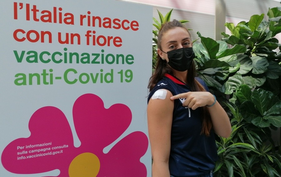 Isabella Di Iulio: «Facciamo muro al virus: terza dose per il match point»
