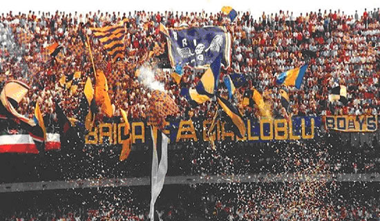 Bufandas de gargol5: Brigate Gialloblu y Ultras Bologna