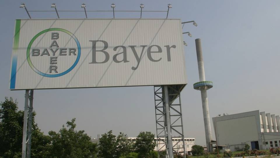 Incentivi e ricollocati, accordo sugli esuberi alla Bayer di Filago Incentivi e ricollocati, accordo sugli esuberi alla Bayer di Filago