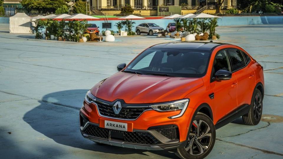Renault Arkana, arriva l’ibrido E-Tech Renault Arkana, arriva l’ibrido E-Tech
