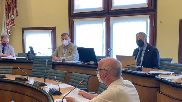 CRV - Prima commissione: Contributi ai comuni per spese funzionamento uffici Giudice di Pace