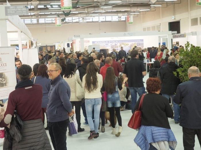 Persone ad Agritravel &amp; Slow Travel Expo – Fiera dei Territori