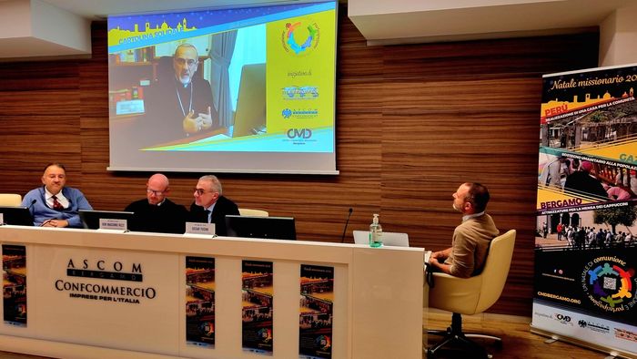 Un Natale di solidarietà accanto alle missioni: concerto del Gen Rosso e web cartoline solidali Un Natale di solidarietà accanto alle missioni: concerto del Gen Rosso e web cartoline solidali