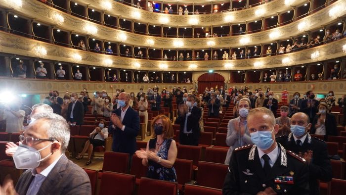 Medaglie d’oro e benemerenze, ecco i riconoscimenti del Comune di Bergamo Foto Medaglie d’oro e benemerenze, ecco i riconoscimenti del Comune di Bergamo Foto