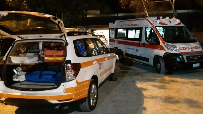 Cade da cavallo e batte la testa: ragazza di 19 anni soccorsa in codice ...