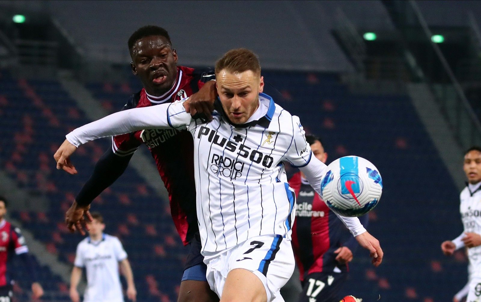 BolognaAtalanta, match analysis. In mezzo a