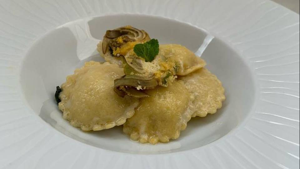 Ravioli con farina di mais e ripieni di carciofi Ravioli con farina di mais e ripieni di carciofi