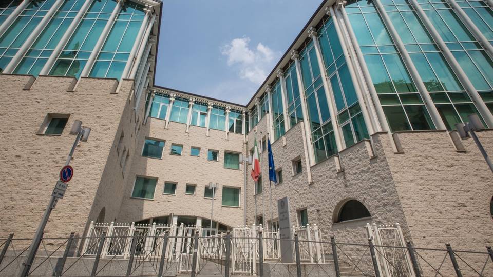 Processo «Bara», la difesa dei tre imputati chiede l’assoluzione Processo «Bara», la difesa dei tre imputati chiede l’assoluzione