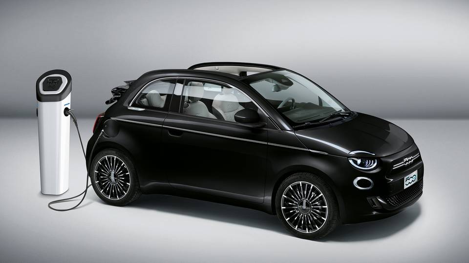 Fiat 500 top di gamma: arriva «La Prima by Bocelli» Fiat 500 top di gamma: arriva «La Prima by Bocelli»