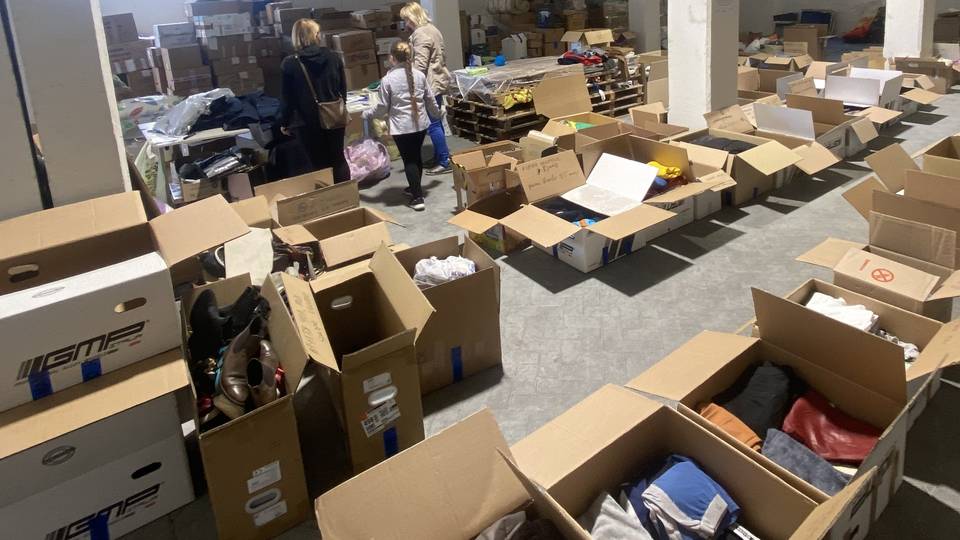 «La solidarietà è la risposta alla guerra». Martedì i primi camion dagli ex Magazzini «La solidarietà è la risposta alla guerra». Martedì i primi camion dagli ex Magazzini