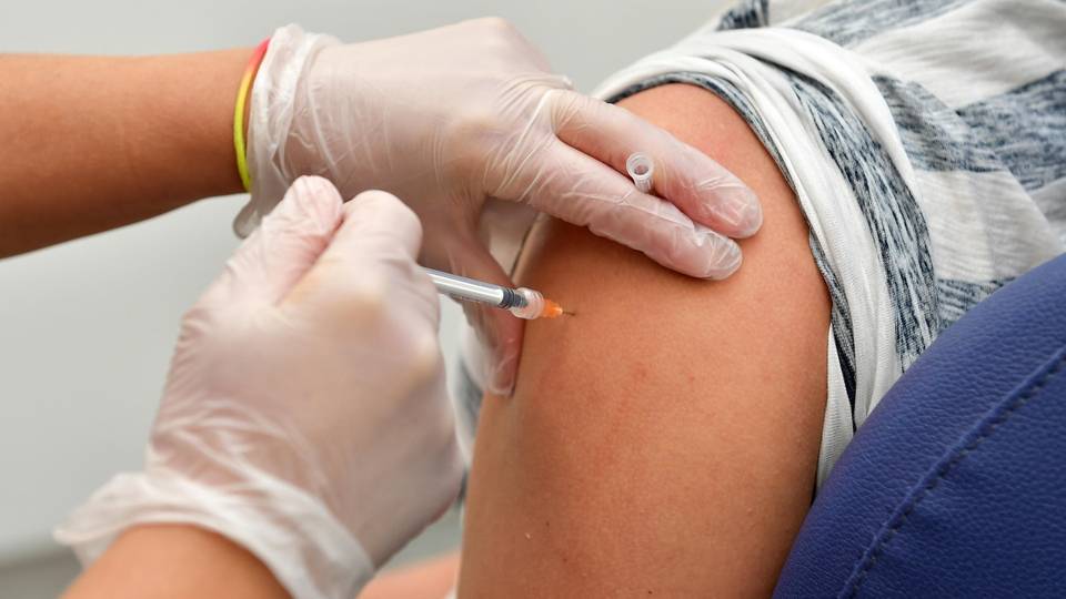 Vaccini antinfluenzali e antipneumococco potenzialmente alterati: pronto intervento di Ats Bergamo per bloccarli Vaccini antinfluenzali e antipneumococco potenzialmente alterati: pronto intervento di Ats Bergamo per bloccarli