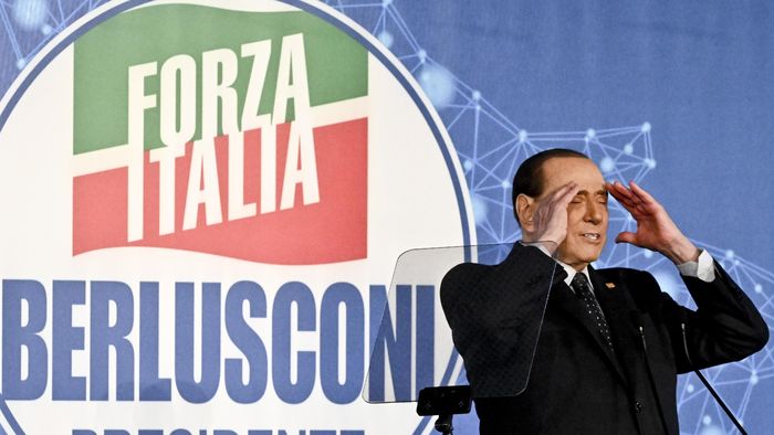 Berlusconi e la Russia, Forza Italia rumoreggia Berlusconi e la Russia, Forza Italia rumoreggia