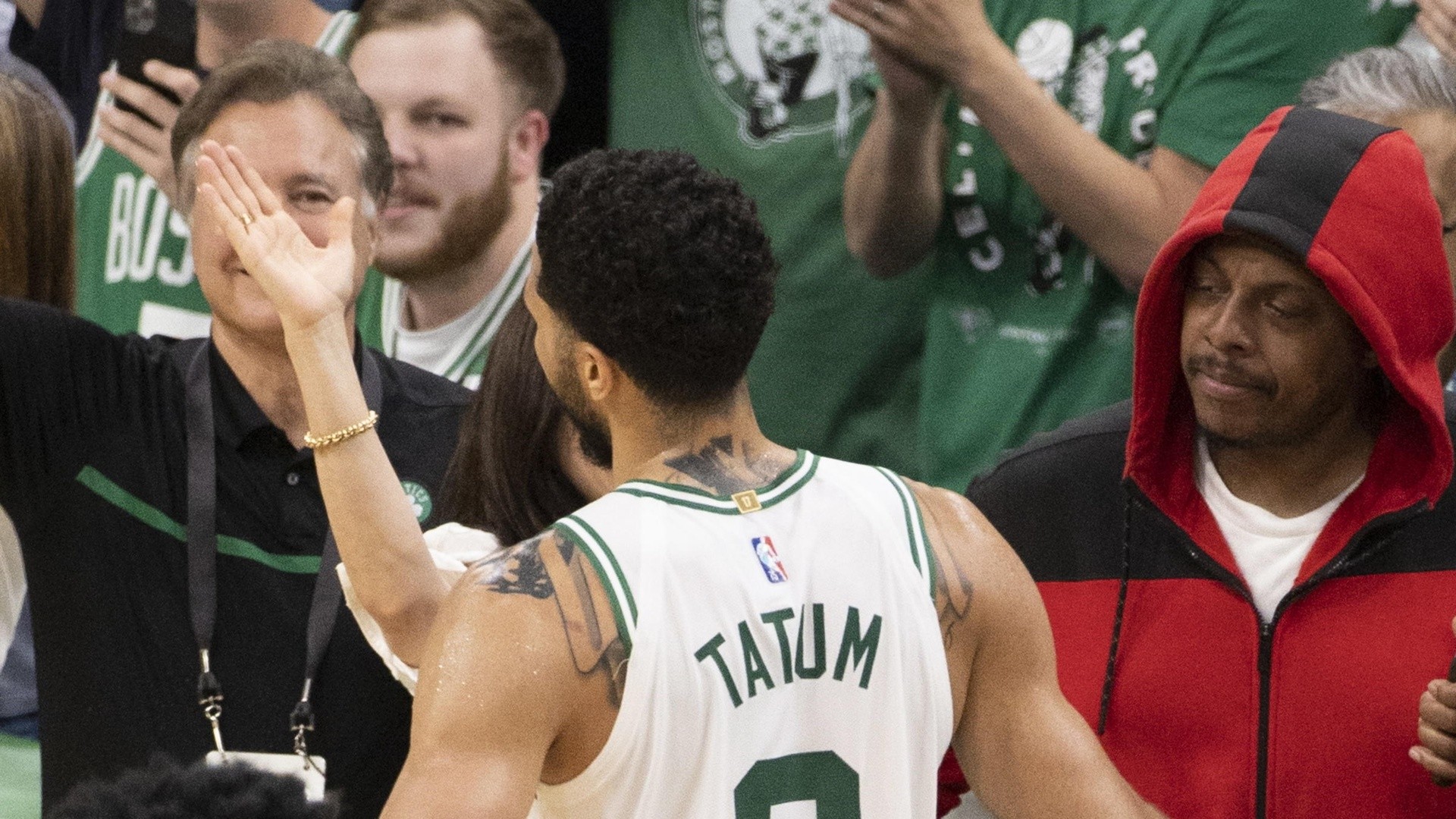 Ecco i Celtics, «l’altra sponda» di Pagliuca. Il titolo Nba manca dal 2008, e ora anche il mondo Atalanta tifa Boston Ecco i Celtics, «l’altra sponda» di Pagliuca. Il titolo Nba manca dal 2008, e ora anche il mondo Atalanta tifa Boston