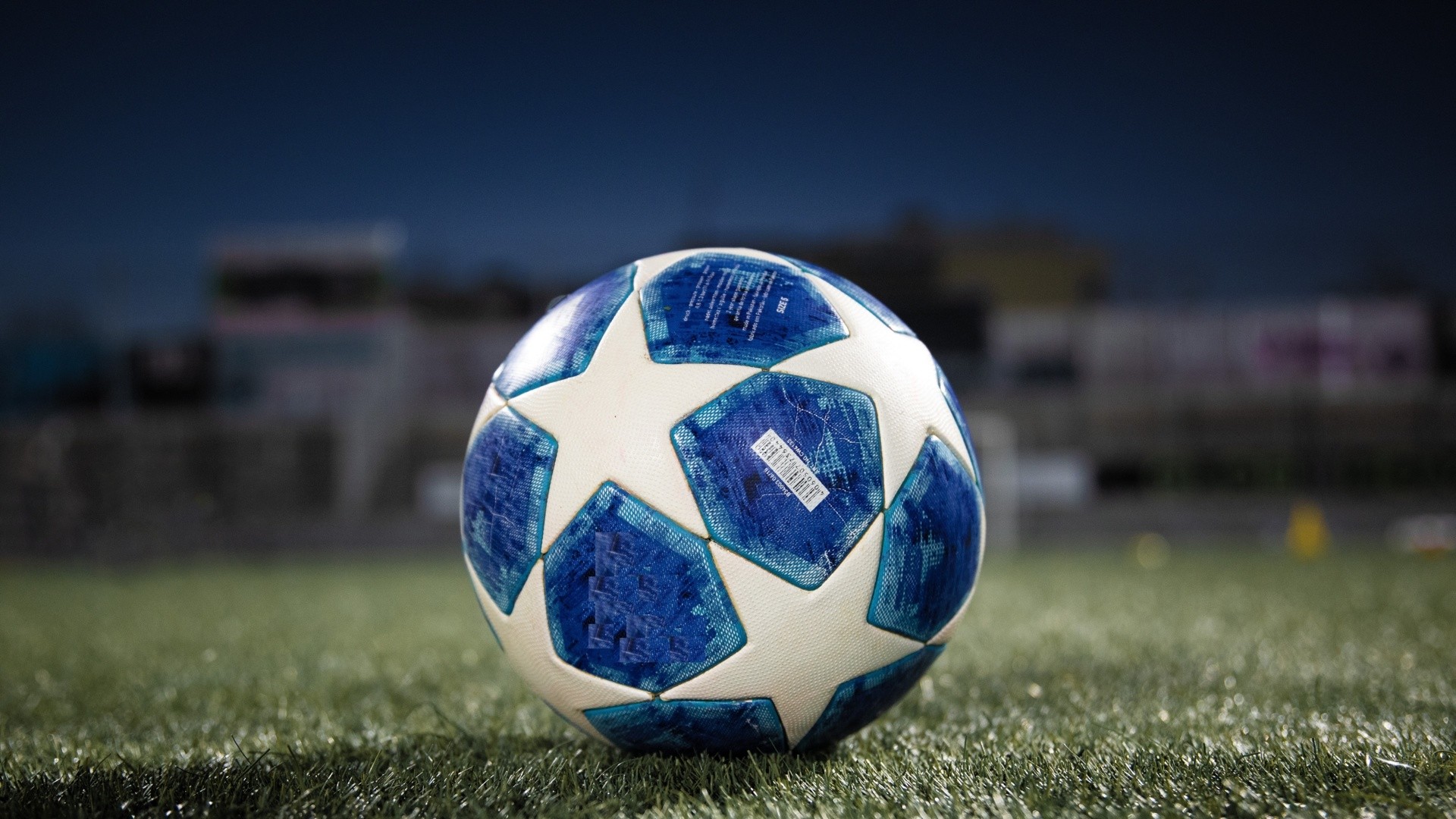 Il prof. Caudano e l’esercizio dell’enueg: tutto quel che detesta del calcio (e dell’Atalanta che non vince) in versi Il prof. Caudano e l’esercizio dell’enueg: tutto quel che detesta del calcio (e dell’Atalanta che non vince) in versi