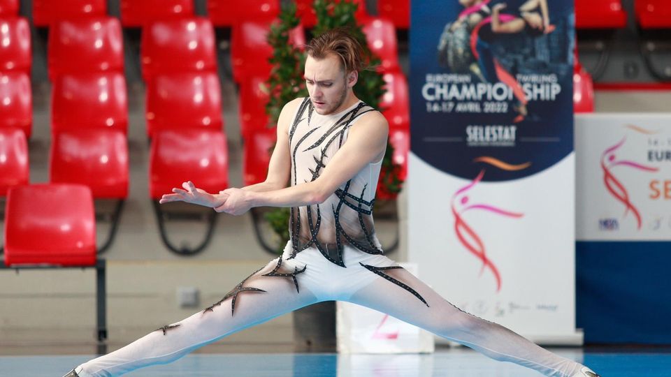 Andrea Salvi è il re del Twirling, tre medaglie d’oro agli Europei in Francia Andrea Salvi è il re del Twirling, tre medaglie d’oro agli Europei in Francia