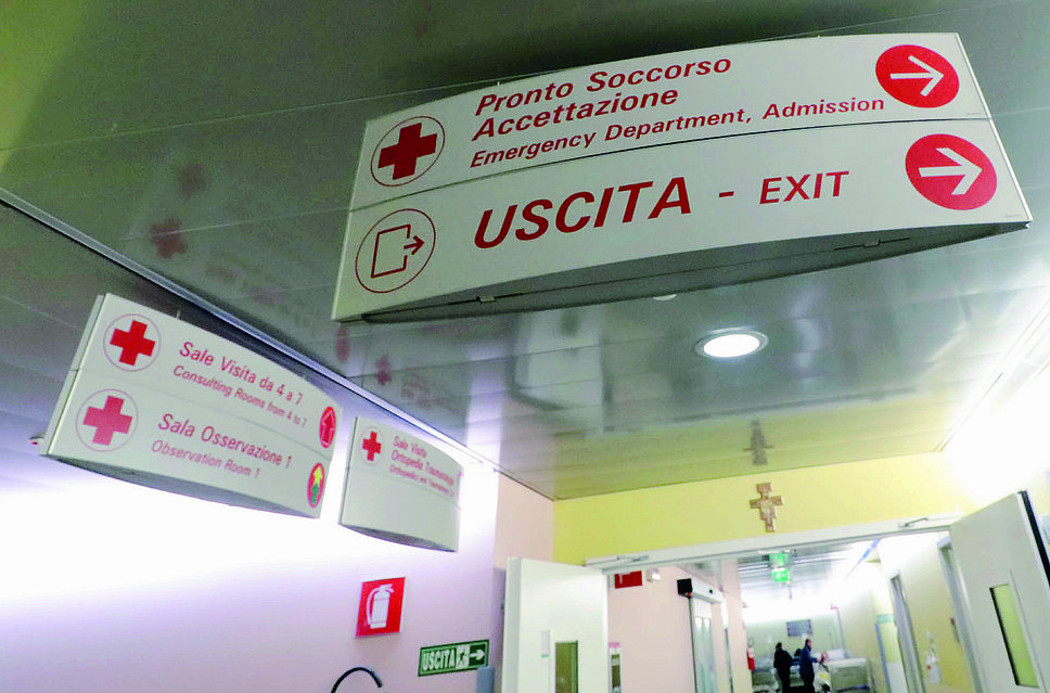 Ferie d’agosto: gli ospedali riducono le attività chirurgiche d’elezione e i posti letto. Le urgenze sono comunque sempre garantite Ferie d’agosto: gli ospedali riducono le attività chirurgiche d’elezione e i posti letto. Le urgenze sono comunque sempre garantite