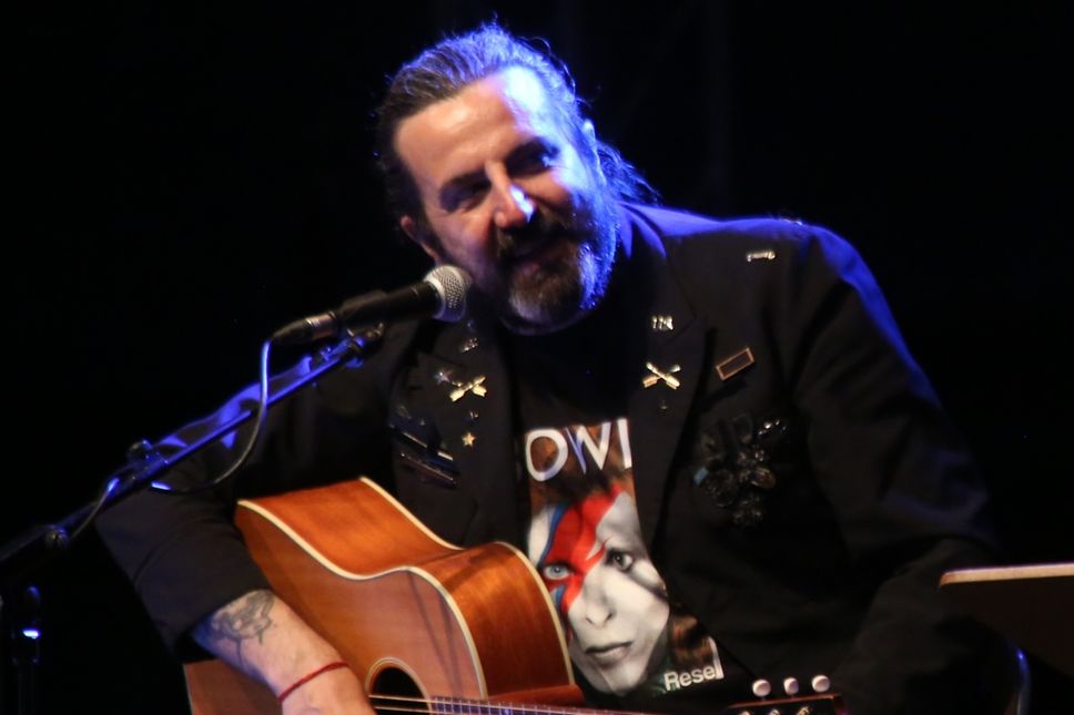 Omar Pedrini è sicuro: i giovani non abbandonerano il rock