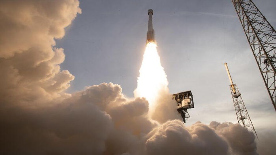 La Corea del Sud ha lanciato la prima sonda lunare La Corea del Sud ha lanciato la prima sonda lunare