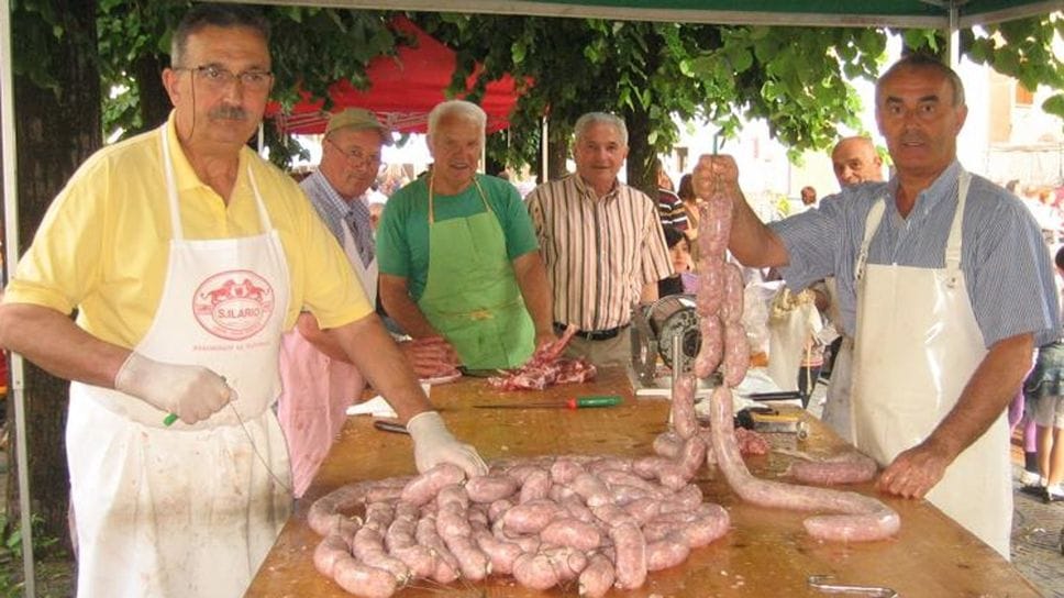 Una foto d’archivio della Sagra del Salame Nostrano, 2009