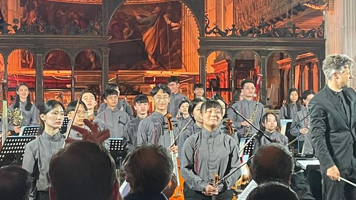 Asian Youth Orchestra in concerto: giovedì 11 si fa il bis su Bergamo Tv e sul sito de «L’Eco» Asian Youth Orchestra in concerto: giovedì 11 si fa il bis su Bergamo Tv e sul sito de «L’Eco»