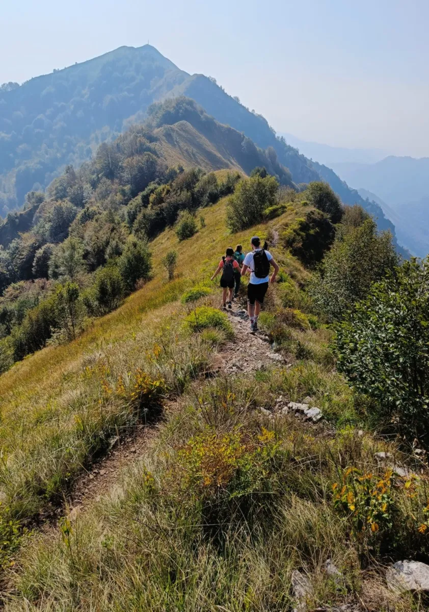 La panoramica cresta del sentiero attrezzato