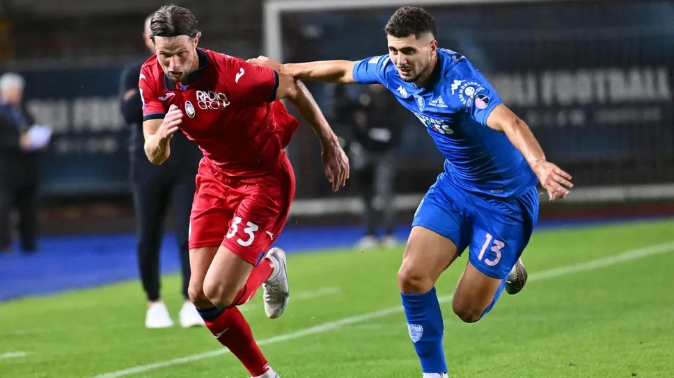 Hans Hateboer, qui in azione a Empoli con Cacace, al Castellani è tornato titolare a distanza di quasi 9 mesi. L’olandese è stato tra i protagonisti del netto successo nerazzurro e dovrebbe essere confermato dal 1’ sabato 4 nel match di lusso al Gewiss Stadium contro l’Inter. Hans Hateboer, qui in azione a Empoli con Cacace, al Castellani è tornato titolare a distanza di quasi 9 mesi. L’olandese è stato tra i protagonisti del netto successo nerazzurro e dovrebbe essere confermato dal 1’ sabato 4 nel match di lusso al Gewiss Stadium contro l’Inter.