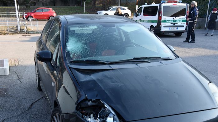 Bergamo, mamma e bimba di 4 anni investite da un’auto - Cronaca