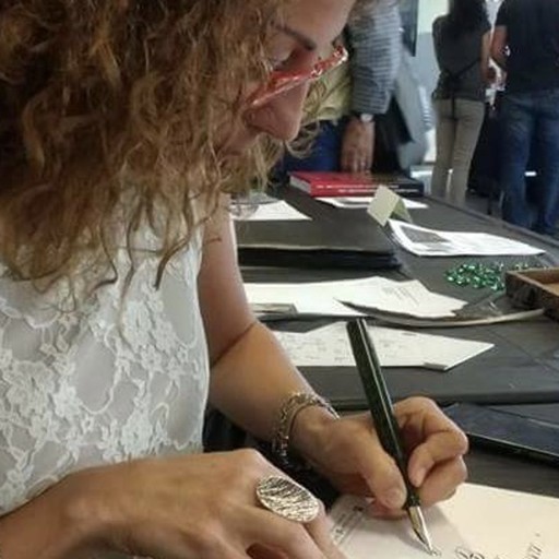 L’arte del bello: calligrafa nell’era del «touch» - Cronaca