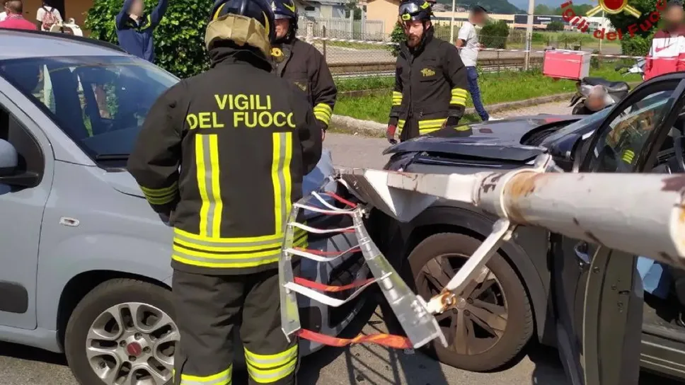 Una fase dei soccorsi Una fase dei soccorsi