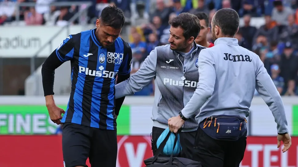 L’uscita dal campo di Palomino al 38’ st di Atalanta-Spezia del 3 maggio 2023 L’uscita dal campo di Palomino al 38’ st di Atalanta-Spezia del 3 maggio 2023