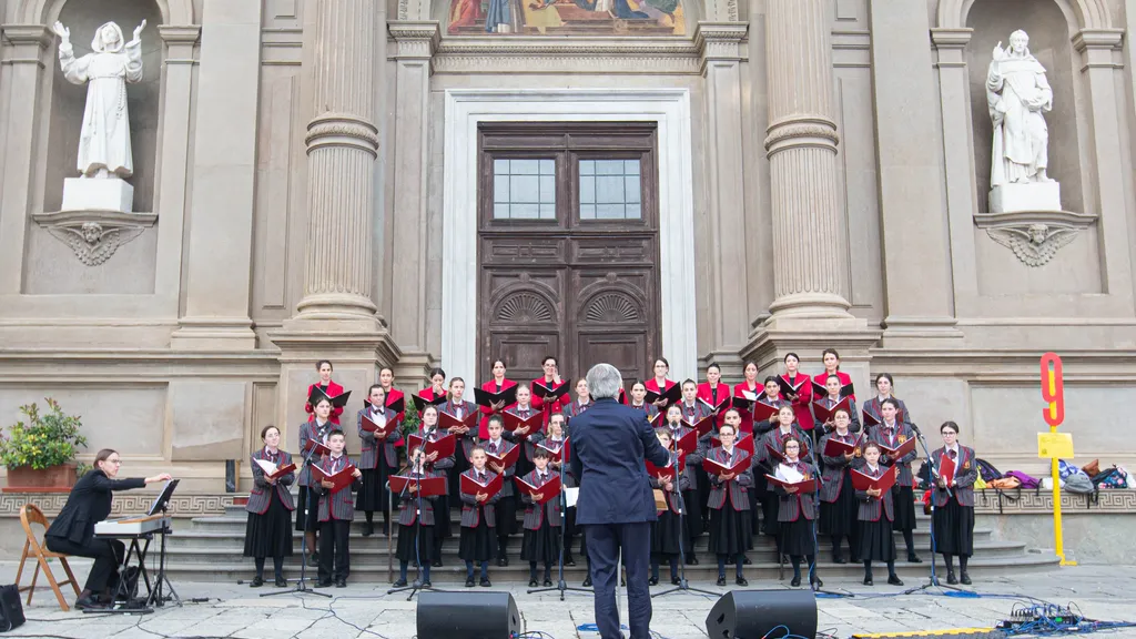 Musica davanti alla chiesa di San Bartolomeo