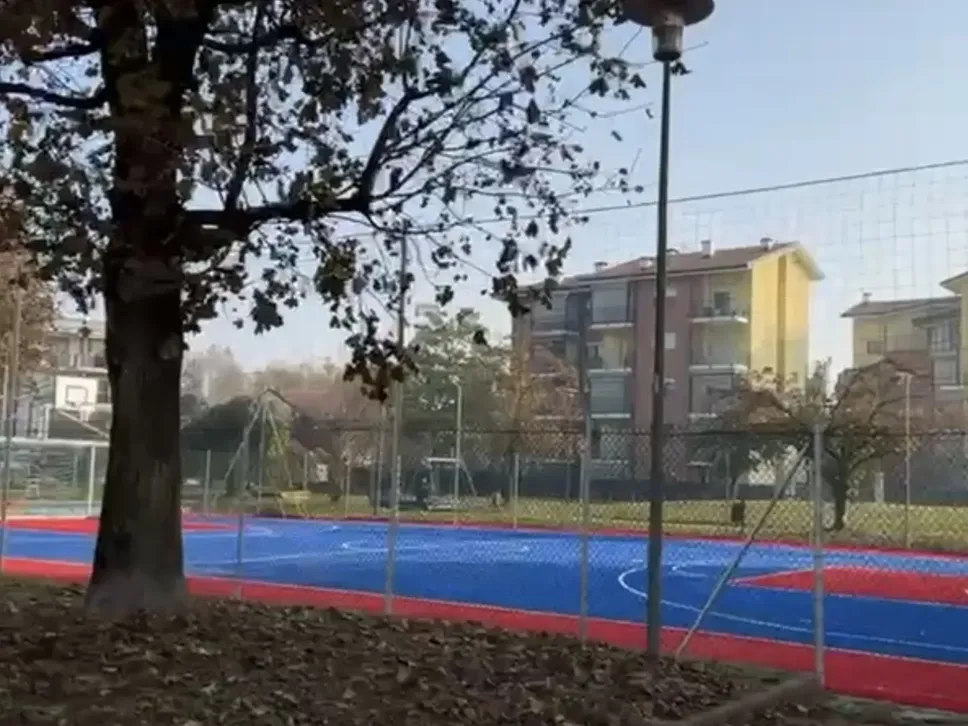 Il campetto visto dall’esterno