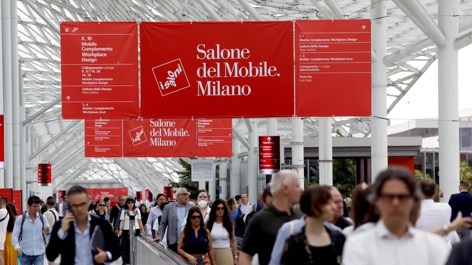 Nella foto d’archivio l’apertura dell’edizione 2023 del Salone del Mobile di Milano Nella foto d’archivio l’apertura dell’edizione 2023 del Salone del Mobile di Milano
