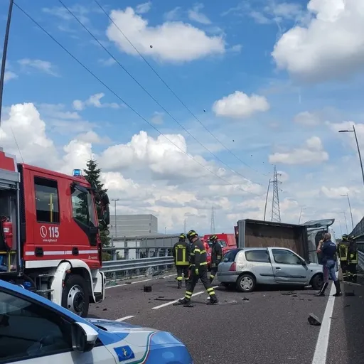 Incidente sulla ss42: un morto e due feriti