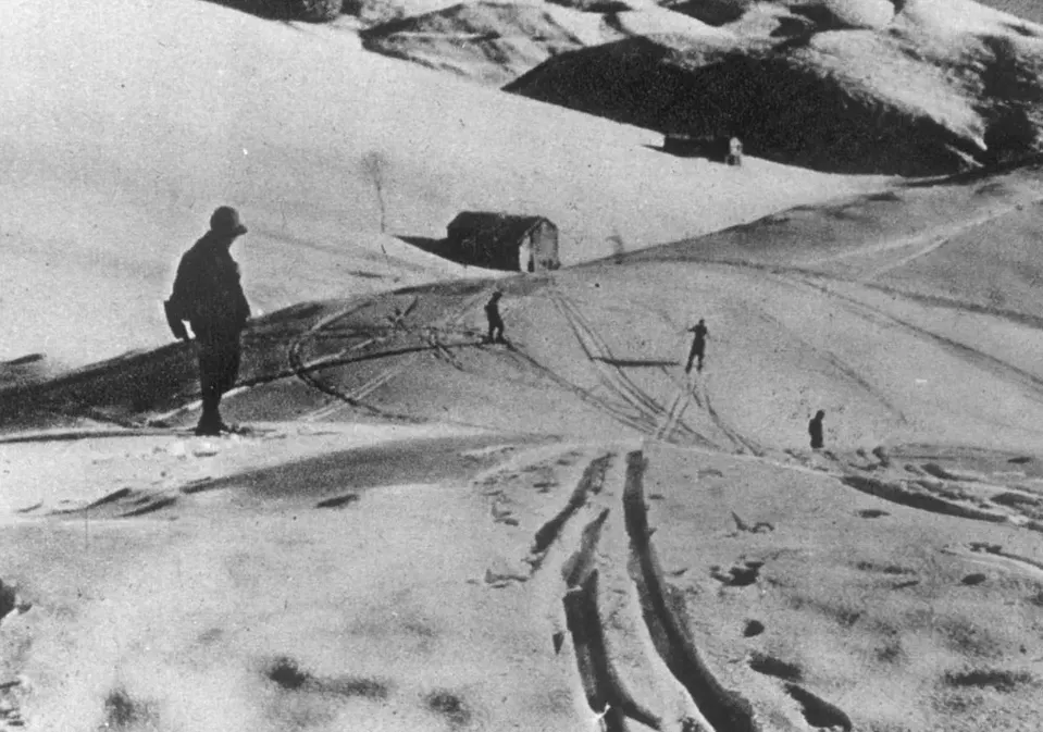 Sciatori sul Farno 1930