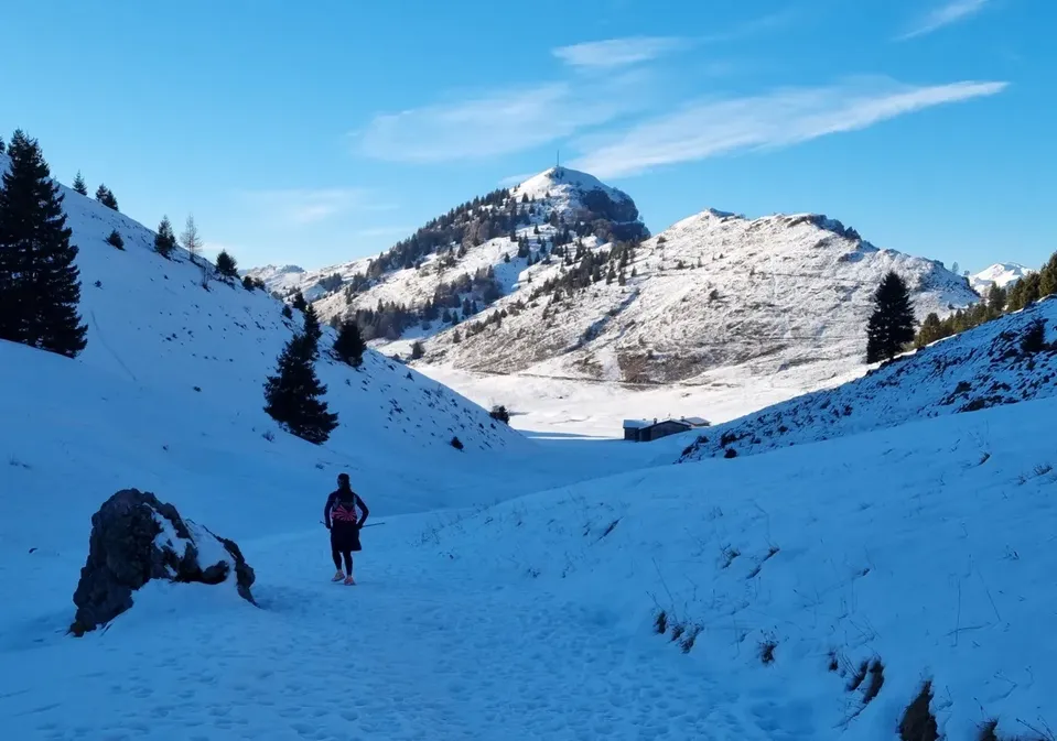 Dal Tribulino dei Morti verso l’alpe Montagnina