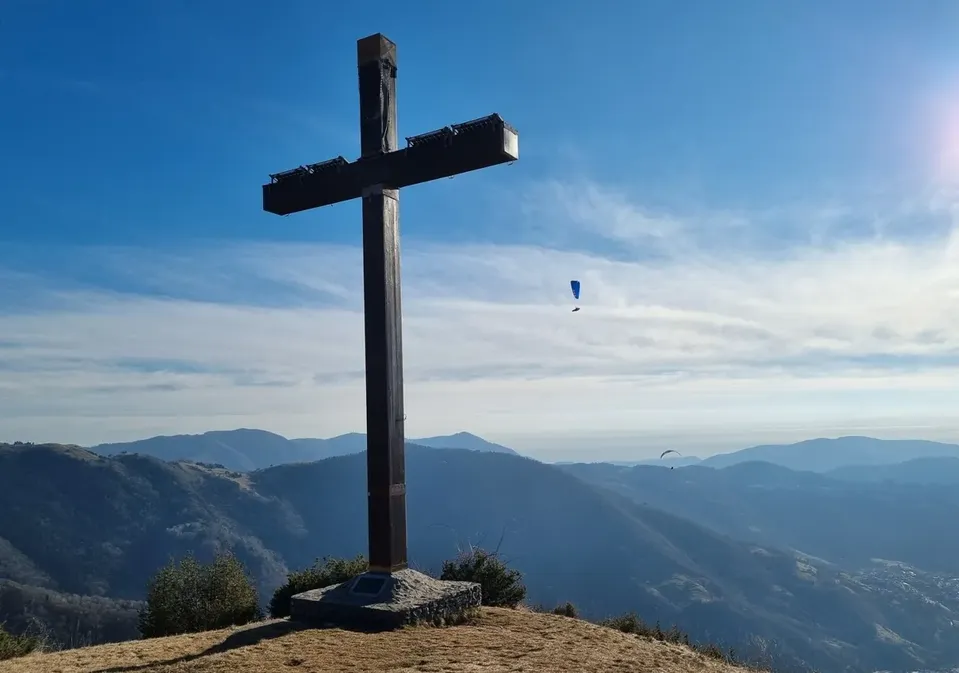Parapendii alla Croce dei Pastori