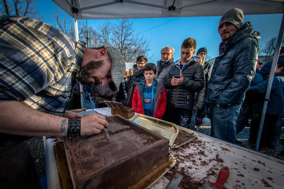 Sculture di cioccolato per la Festa del Cioccolato