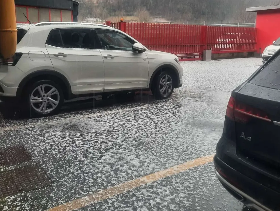 La grandinata a Ponte Nossa
