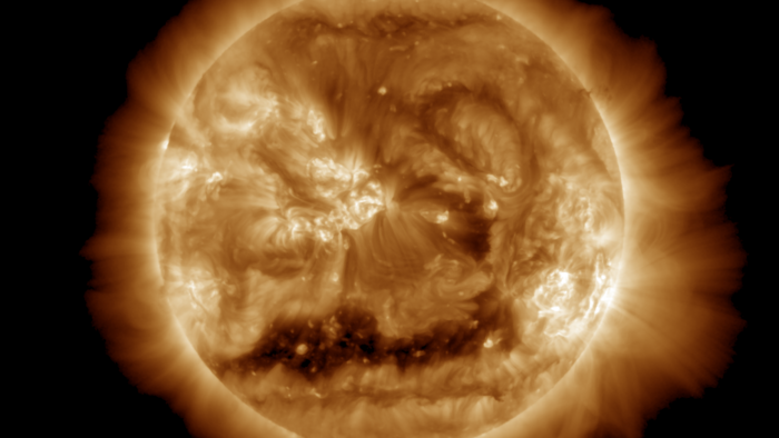 https://storage.ecodibergamo.it/media/photologue/2025/10/1/photos/cache/prosegue-la-tempesta-geomagnetica-la-terra-e-immersa-nel-vento-solare_78e0b6dc-9ed7-11f0-8873-ce6192556805_v3_large_16_9.png
