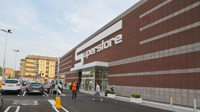 https://storage.ecodibergamo.it/media/photologue/2025/10/10/photos/cache/in-lombardia-raggiunto-il-primo-accordo-regionale-per-i-driver-esselunga_226be028-a5c2-11f0-ab25-27d30ab876f4_1920_1080_v3_large_16_9.jpg