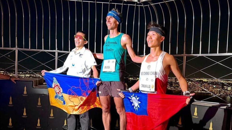 Il podio della Building Run-up sull’Empire State Building a New York Il podio della Building Run-up sull’Empire State Building a New York